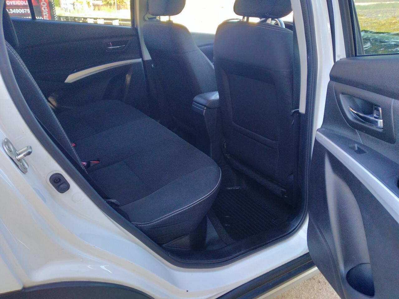 Suzuki S-Cross 1.6 DDiS 4WD All Grip Top