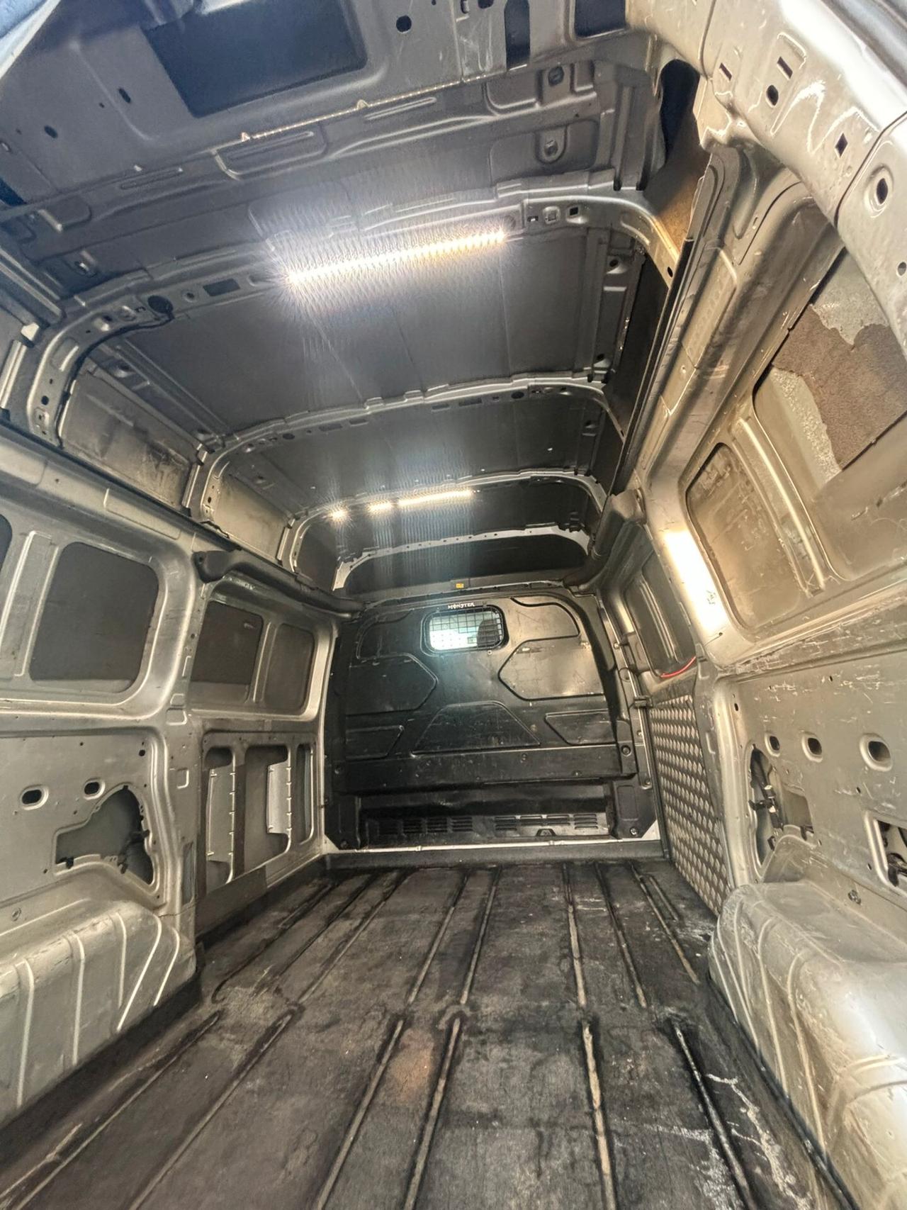 Ford Transit Custom 250 2.2 TDCi PC Furgone Entry
