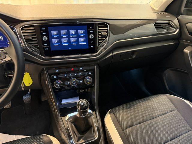VOLKSWAGEN T-Roc 1.5 TSI Advanced Full LED 18" Camera AppConnect
