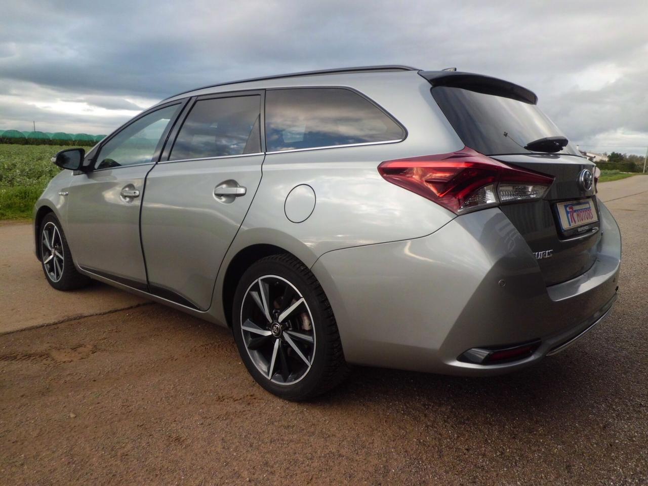 Toyota Auris Touring Sports 1.8 Hybrid Active