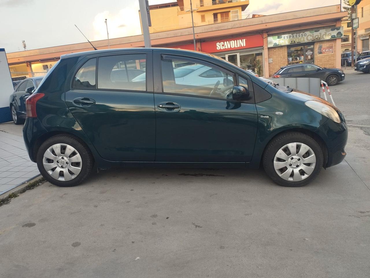 Toyota Yaris 1.4 D-4D 5 porte Sol