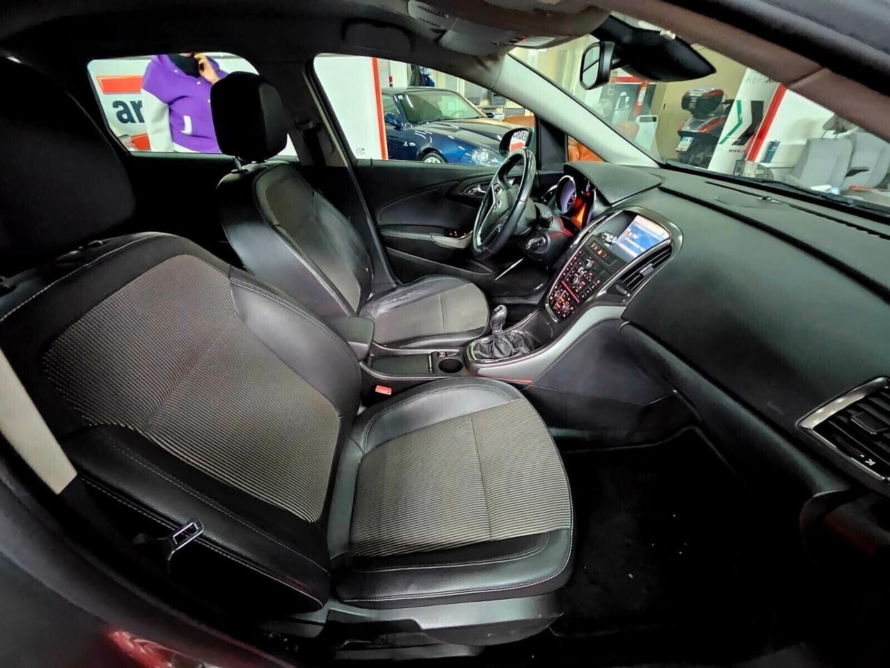 Opel Astra 1.7 CDTI 125CV Sports Tourer Cosmo