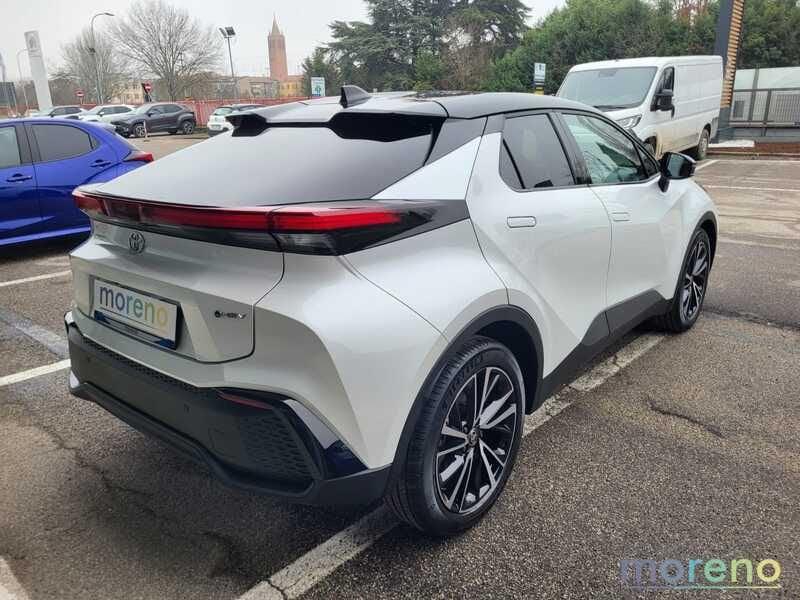 Toyota C-HR 1.8 hev Lounge fwd e-cvt