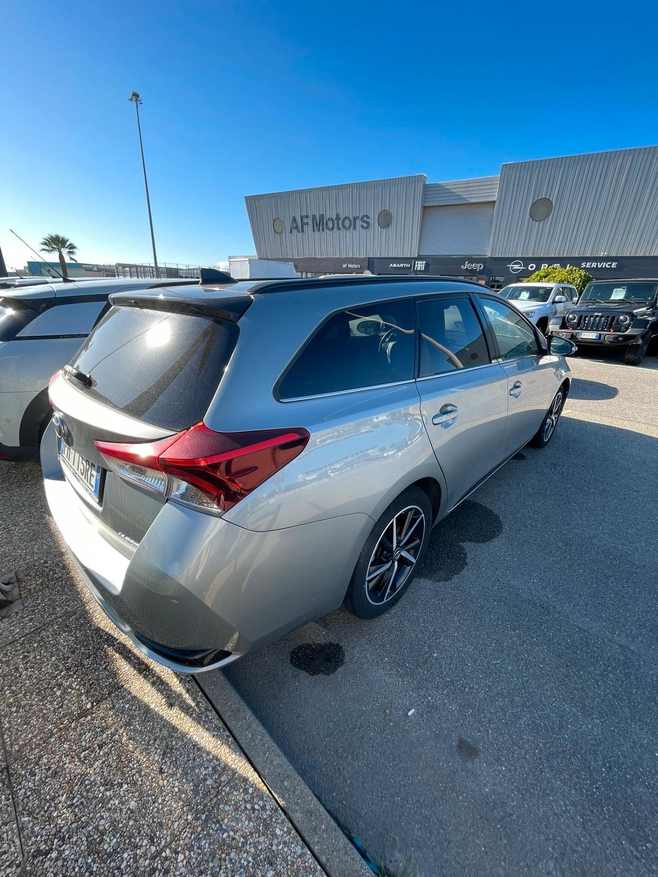 Toyota Auris 1.8 Hybrid Active