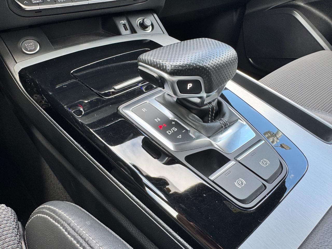 Audi Q5 SPB 40 TDI quattro S tronic line plus 204cv grigio nardo’