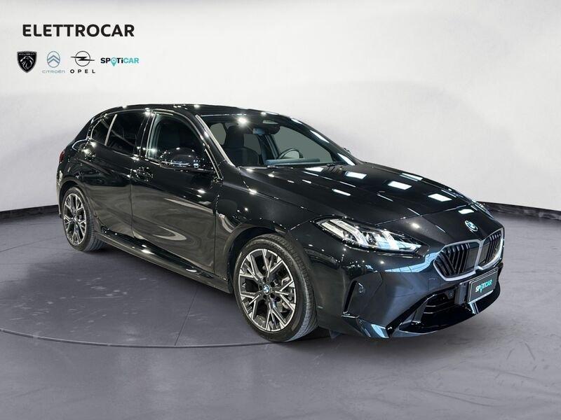 BMW Serie 1 120i 48V MSport mild hybrid automatica