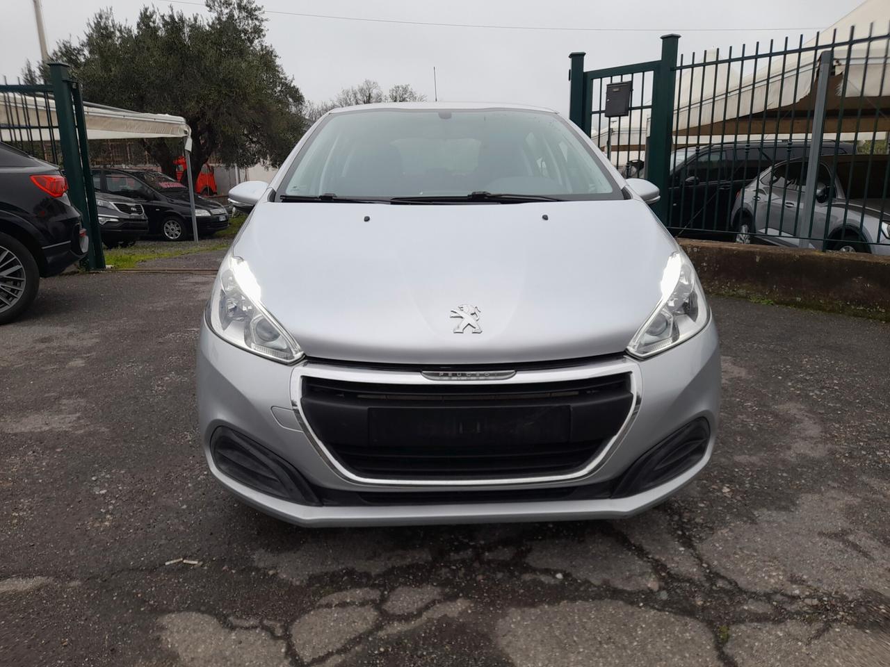 Peugeot 208 BlueHDi 75 5 porte Allure