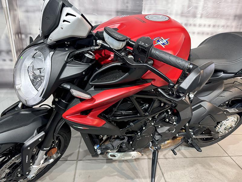 MV Agusta Dragster 800 Rosso