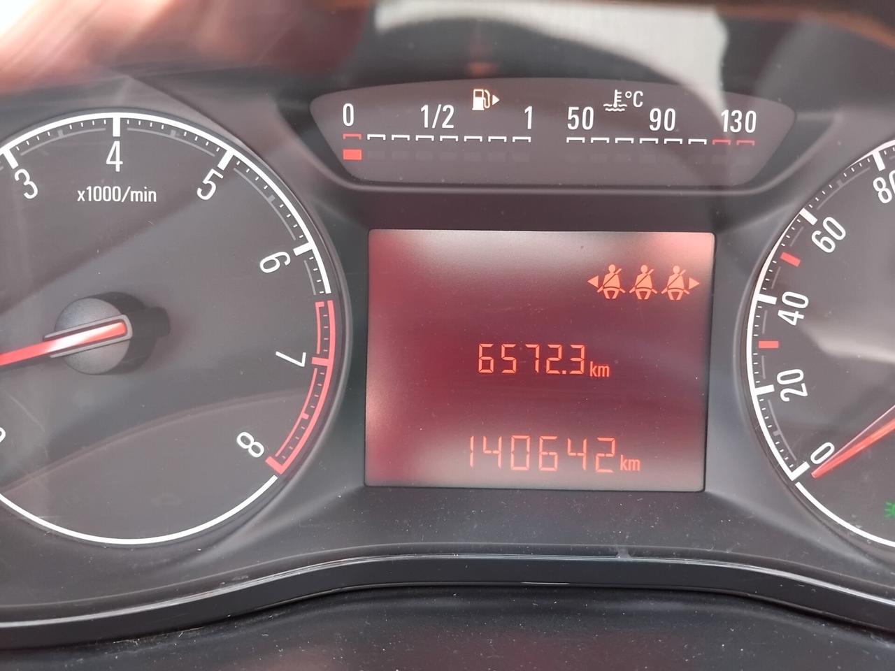 Opel Corsa 1.4 90CV GPL Tech 5 porte Cosmo