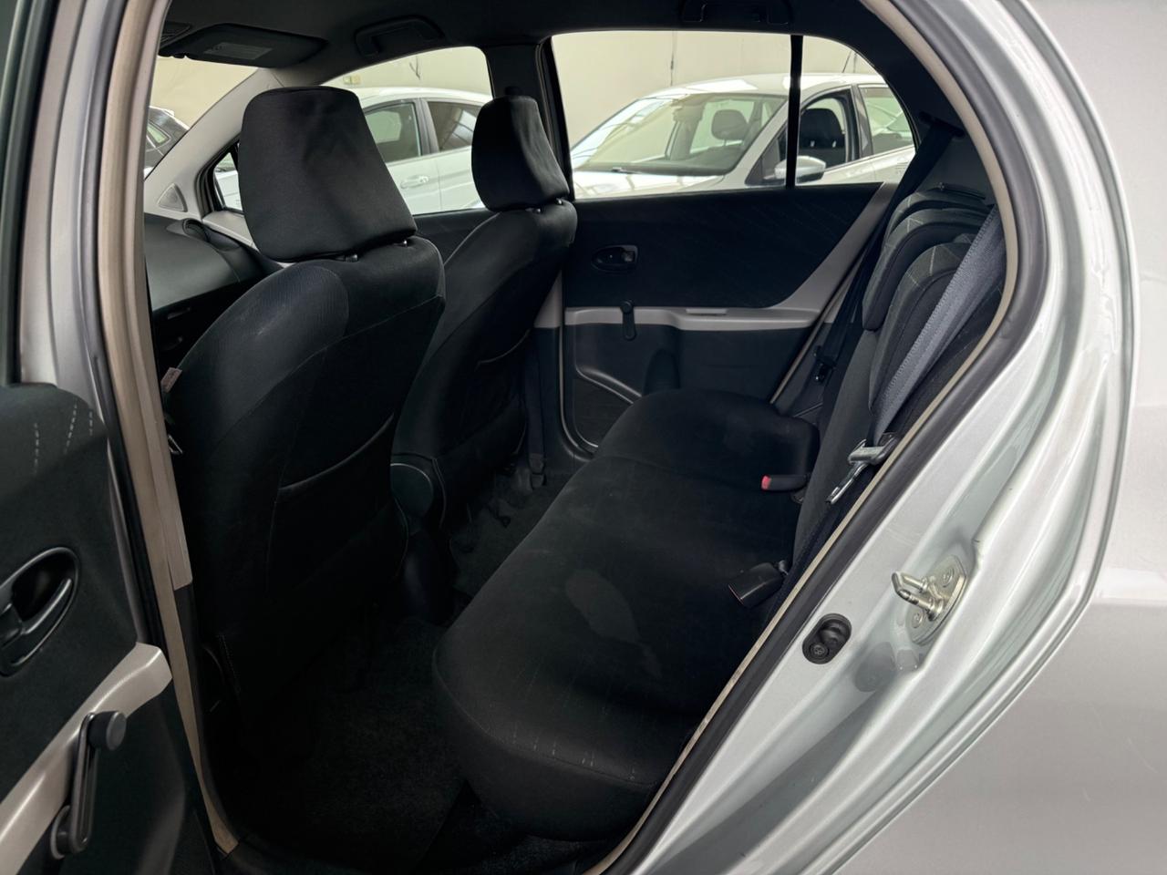Toyota Yaris 1.0 5 porte Sol ok neopatentati