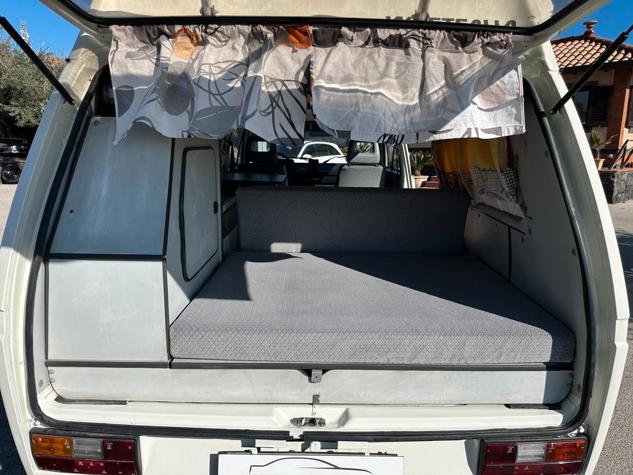 Volkswagen T3 Westfalia Joker "Hochdach" (Tetto Alto rigido)