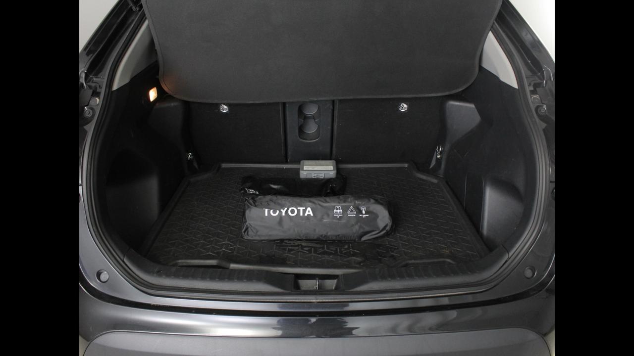 TOYOTA Yaris Cross - Yaris Cross 1.5h Lounge awd-i 116cv e-cvt