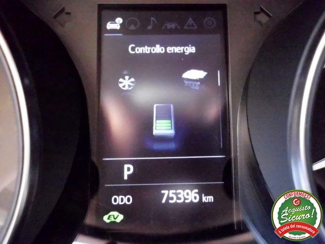 TOYOTA C-HR 1.8 Hybrid E-CVT Business
