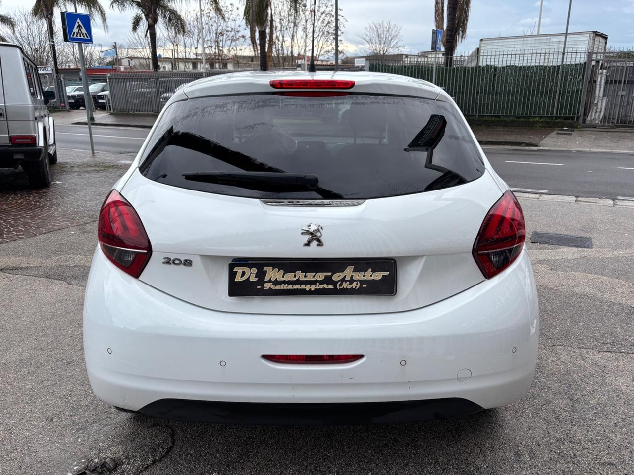 Peugeot 208 PureTech 82 5 porte Allure