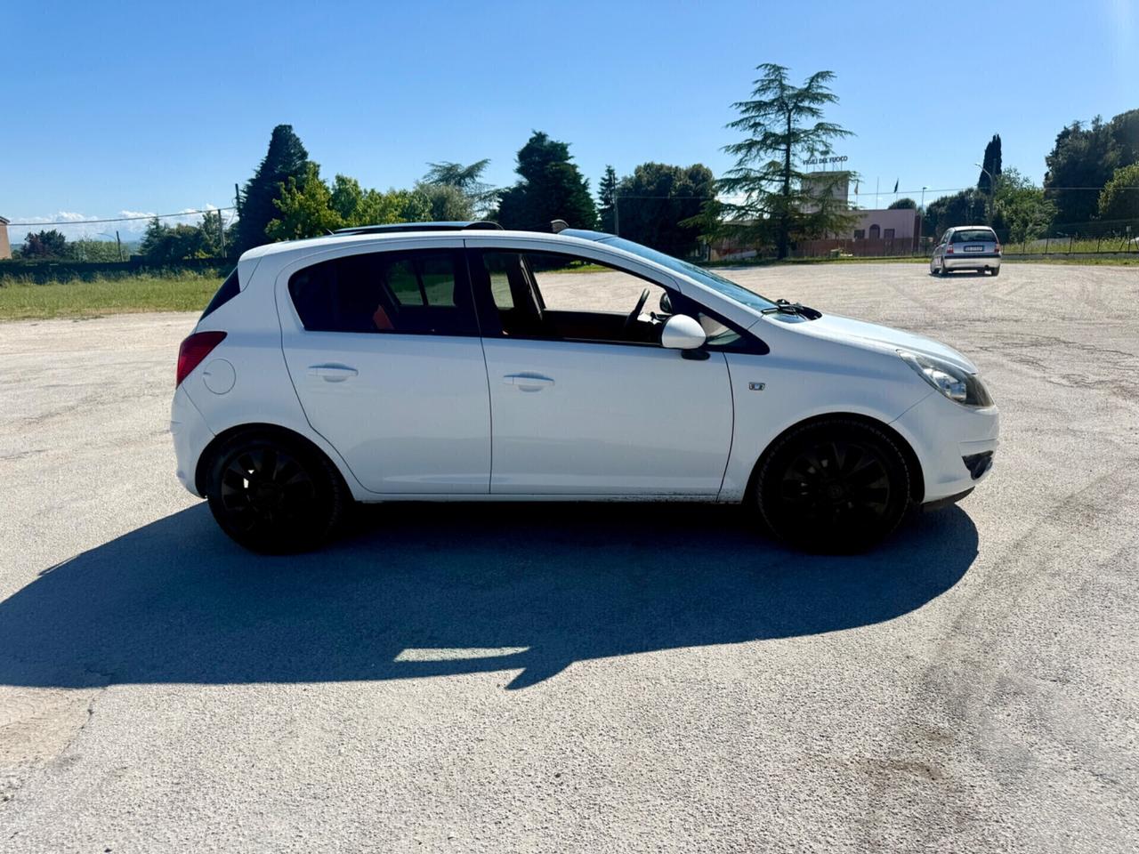 Opel Corsa 1.2 Benzina NEOPATENTATI UNIPROPRIETÀ