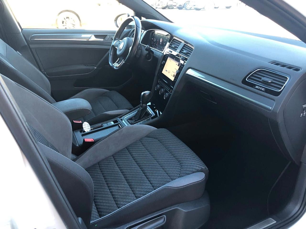 Volkswagen Golf 1.6 TDI 115 CV DSG r-line Sport 2018