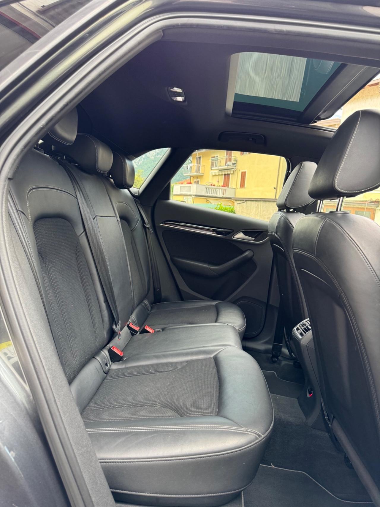 Audi Q3 2.0 TDI 150 CV sline quattro S tronic Sport