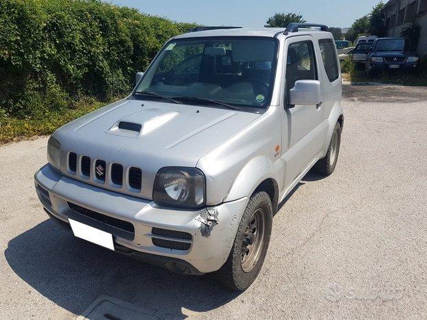 Suzuki Jimny 1.5 DDiS 86CV 4x4 JLX G.Traino