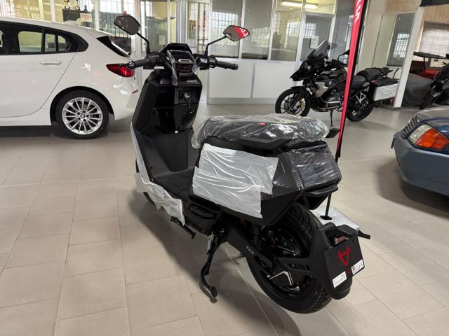 NIU NQi NQIX 500 SR 100 KM PRONTA CONSEGNA
