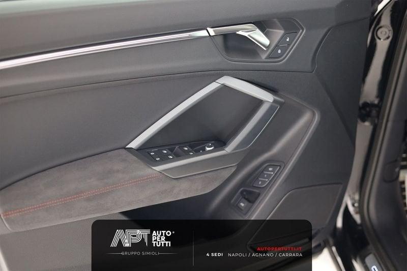 Audi Q3 Q3 Sportback RS 2.5 quattro s-tronic