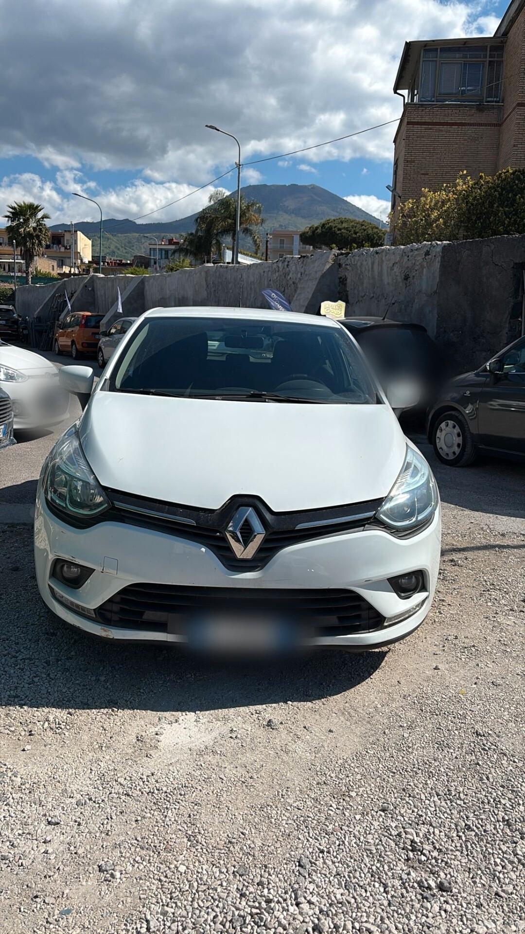 Renault Clio 1.5 dCi 8V 75 CV 5 porte Intense 2018 USATO