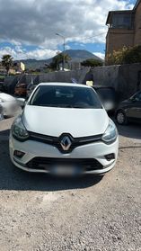 Renault Clio 1.5 dCi 8V 75 CV 5 porte Intense 2018 USATO