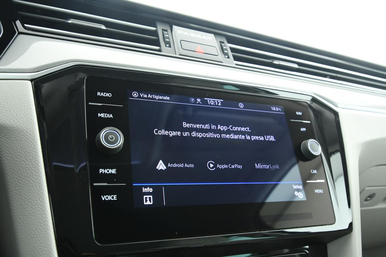 VOLKSWAGEN Passat Variant 2.0 tdi Business 150cv dsg CAMERA+LED+PELLE+ACC