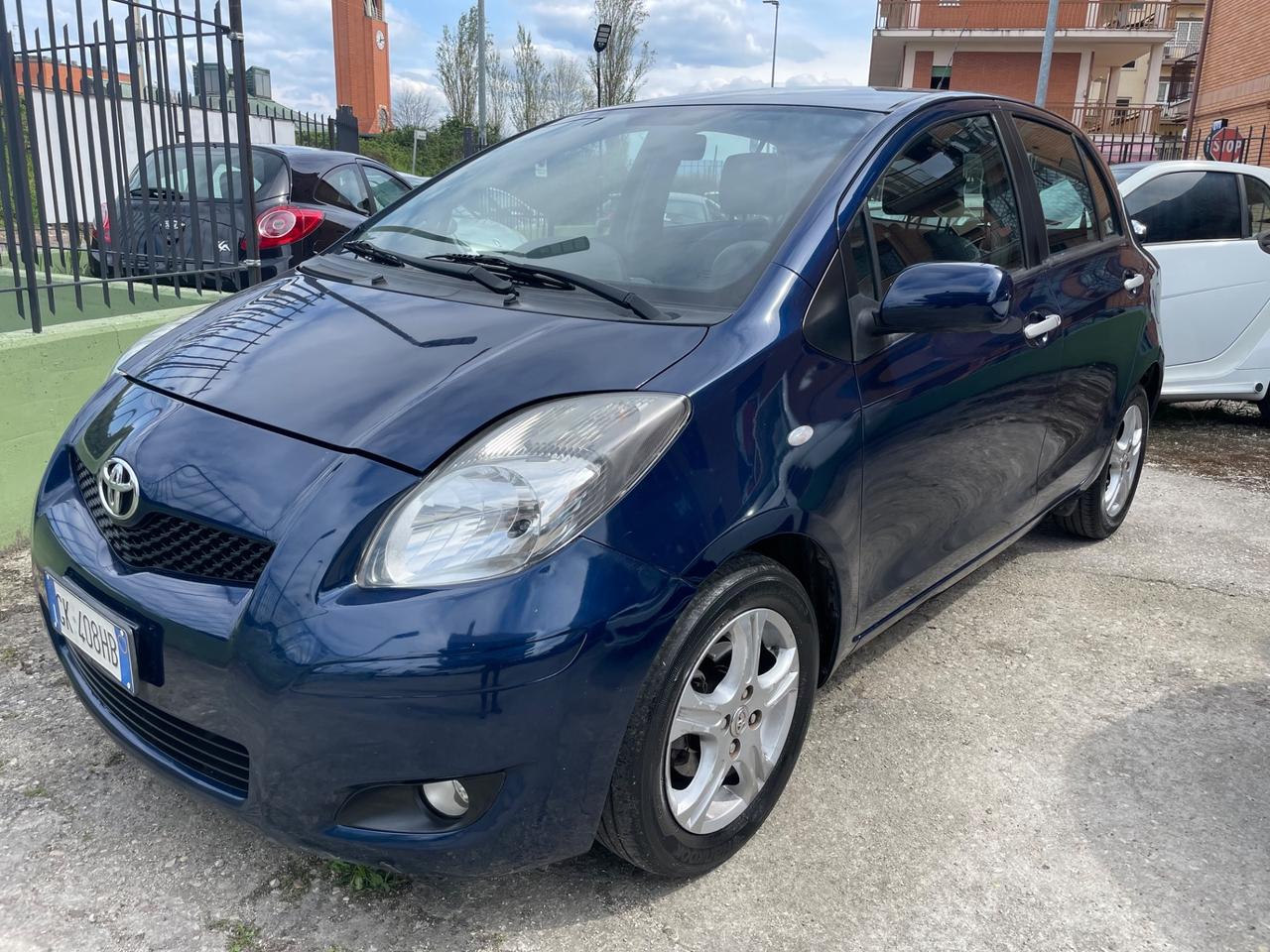 Toyota Yaris 1.3 5 porte M-MT Sol !!AUTOMATICA!!