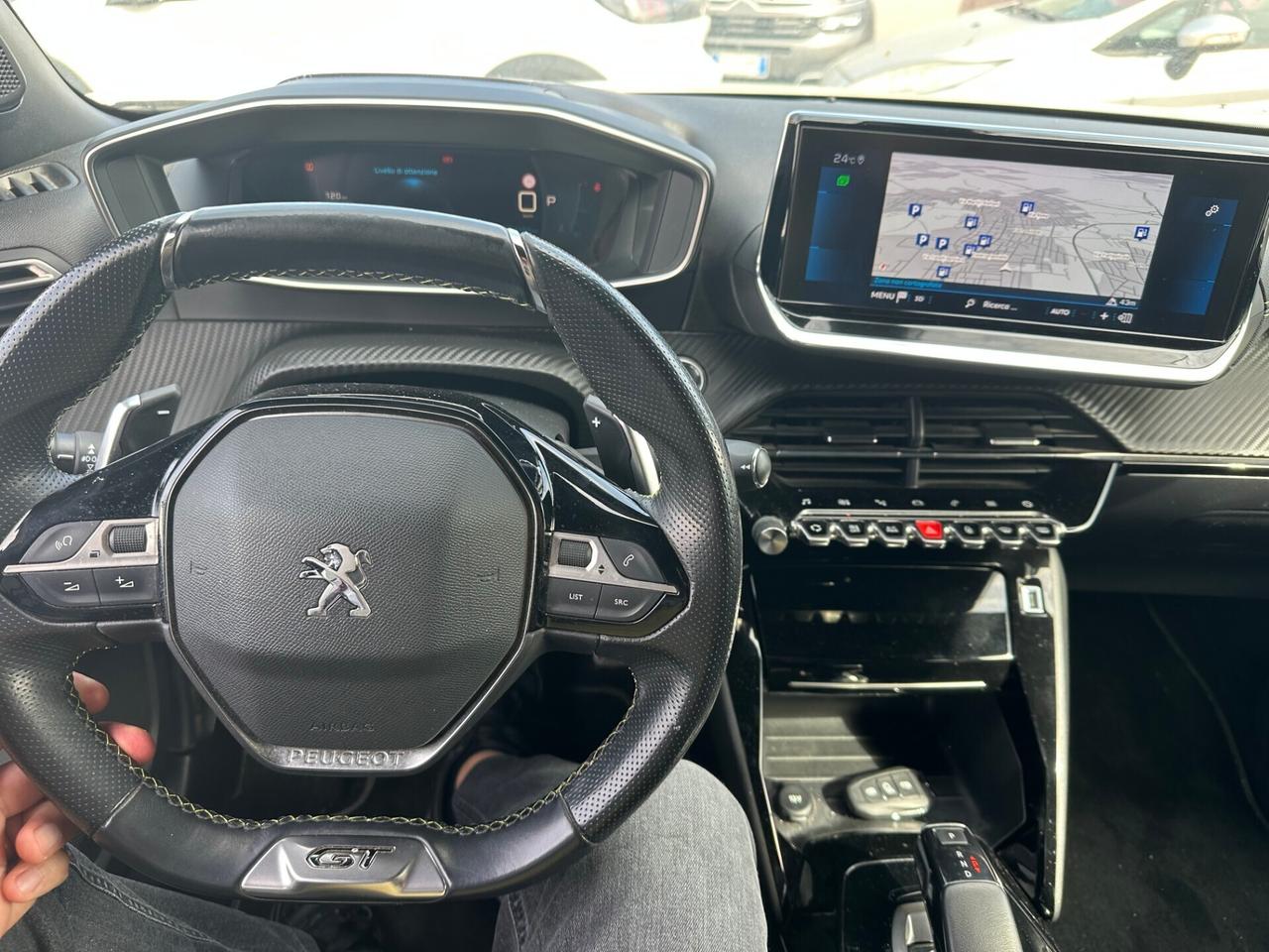 Peugeot 2008 BlueHDi 130 EAT8 GT Line