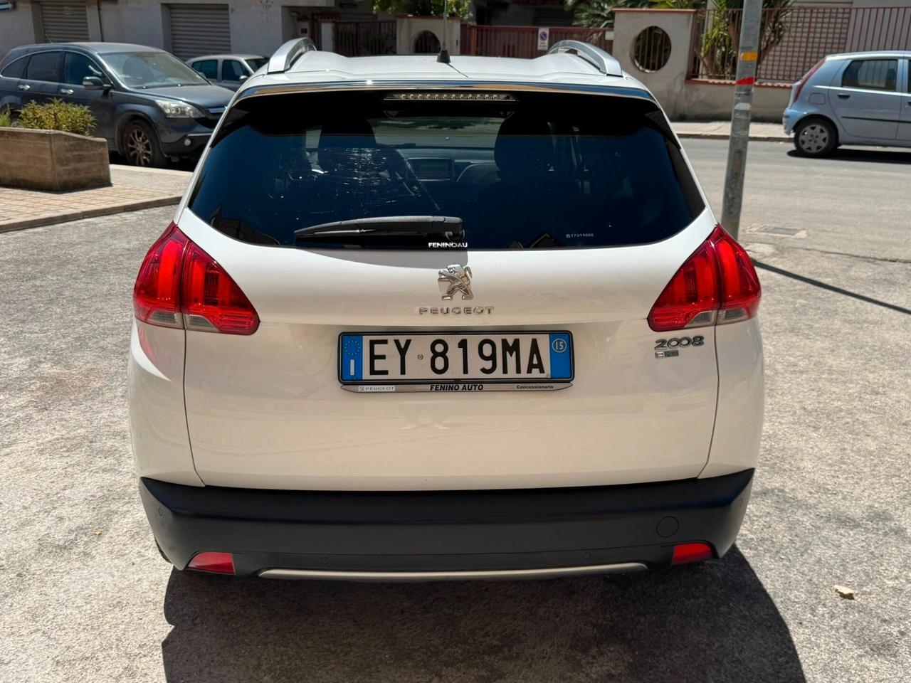PEUGEOT 2008 1.6 HDI ALLURE TETTO+NAVI+CERCHI