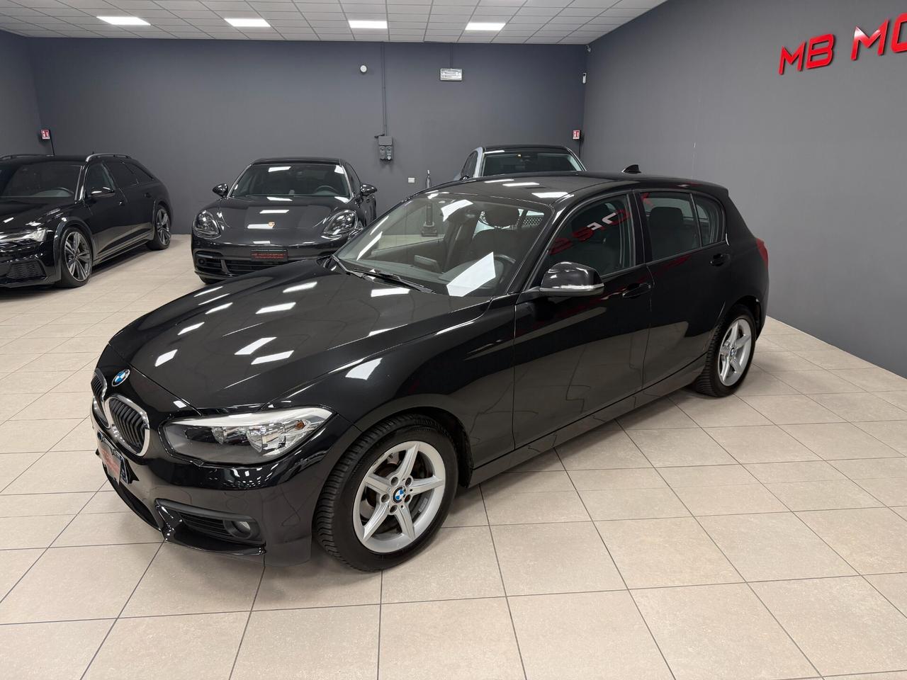 Bmw 118 118d 5p. Urban