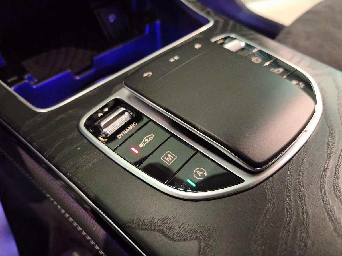 MERCEDES GLC 220 d 4Matic Premium Plus AMG Luci Ambient Gancio