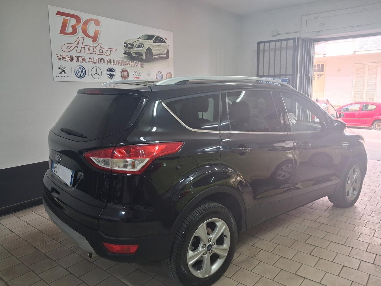 Ford Kuga 2.0 TDCi 140 CV Titanium unico prop 2013