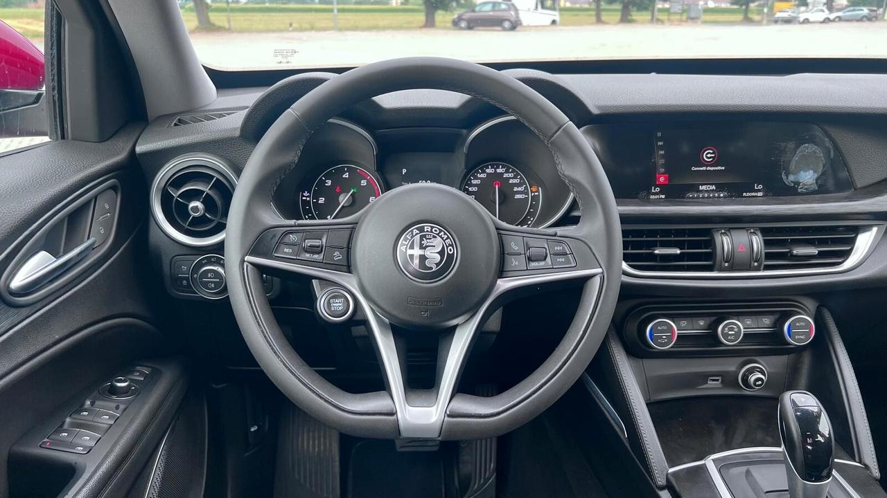 Alfa Romeo Stelvio 2.2 Turbodiesel 150 CV AT8 RWD Business