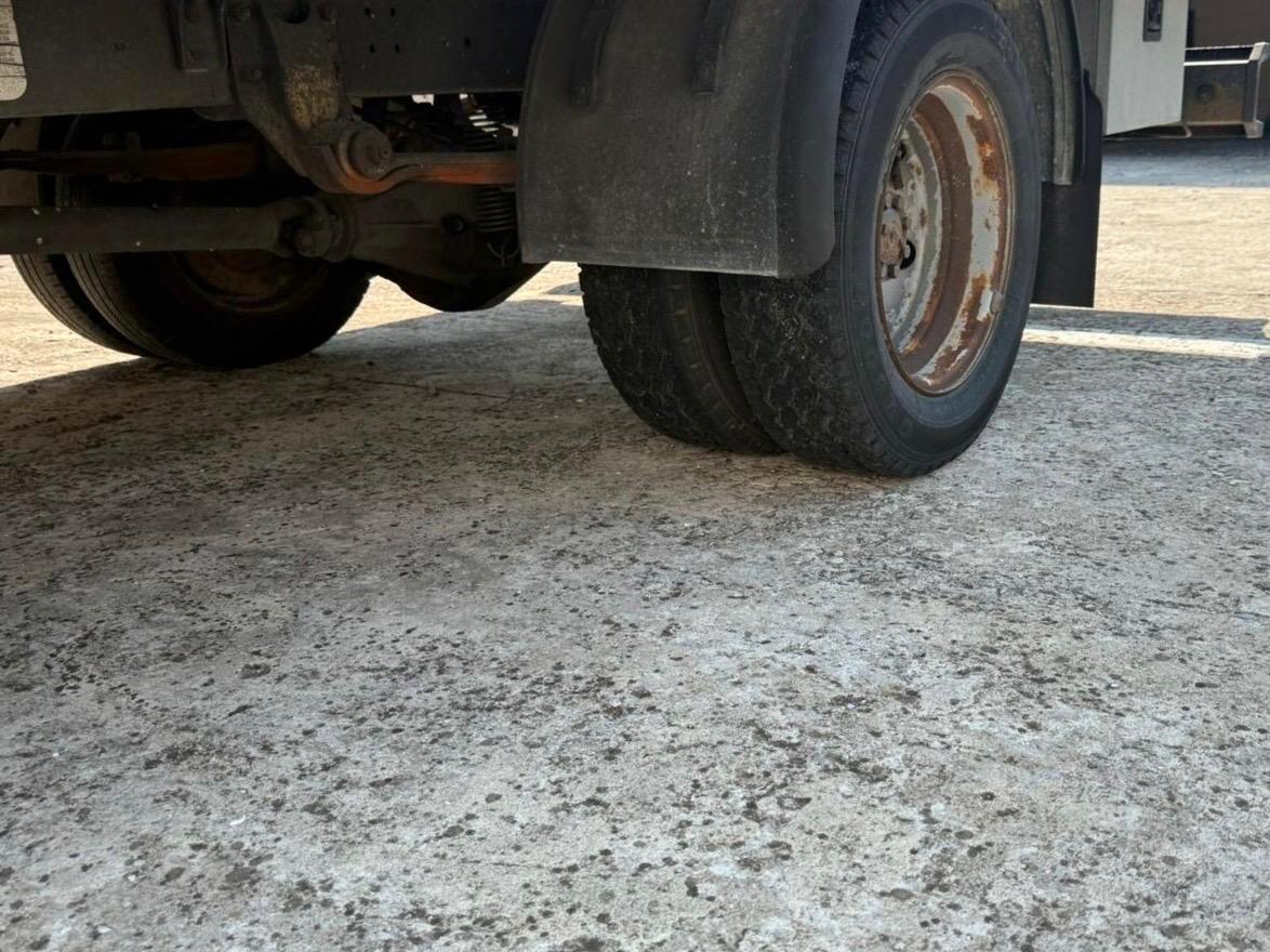 Nissan L-35 L-35.085 3.0 diesel PC-RG Cabinato