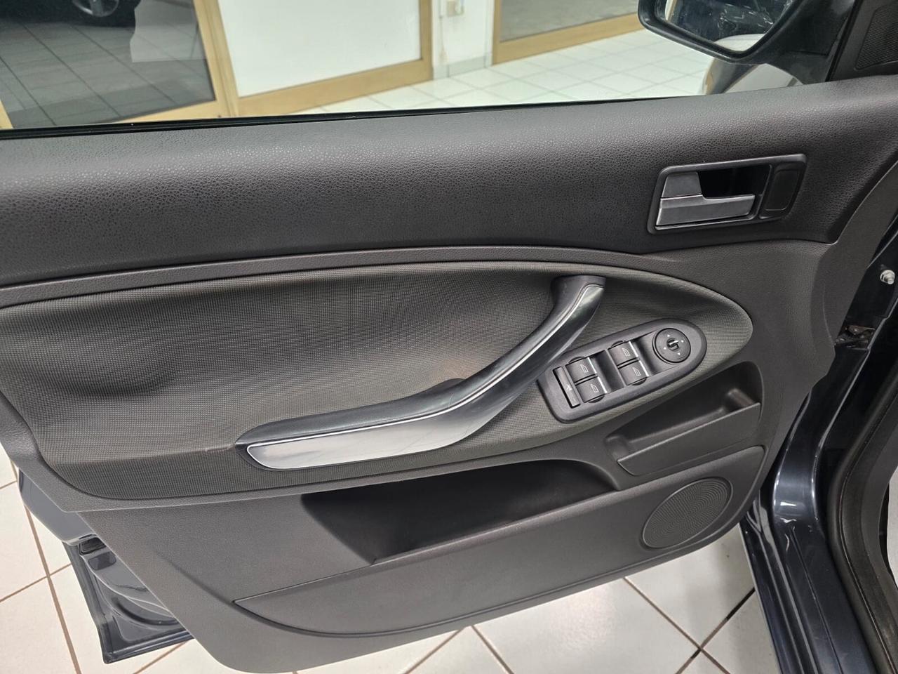 Ford C-Max 1.6 TDCi 110 CV Titanium DPF NEOPATENTATI