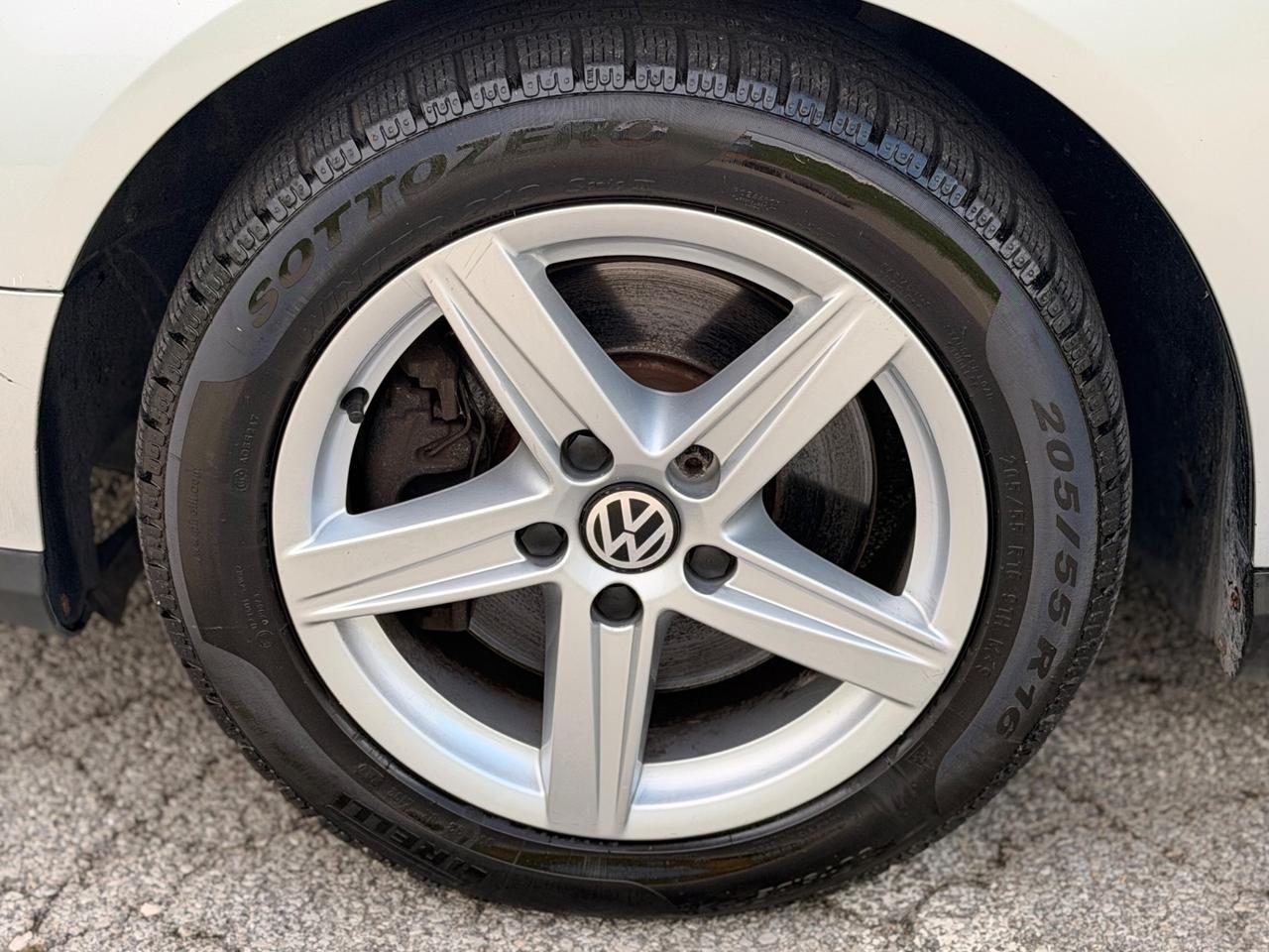 Volkswagen Passat 2.0 TDI DPF Comfortline