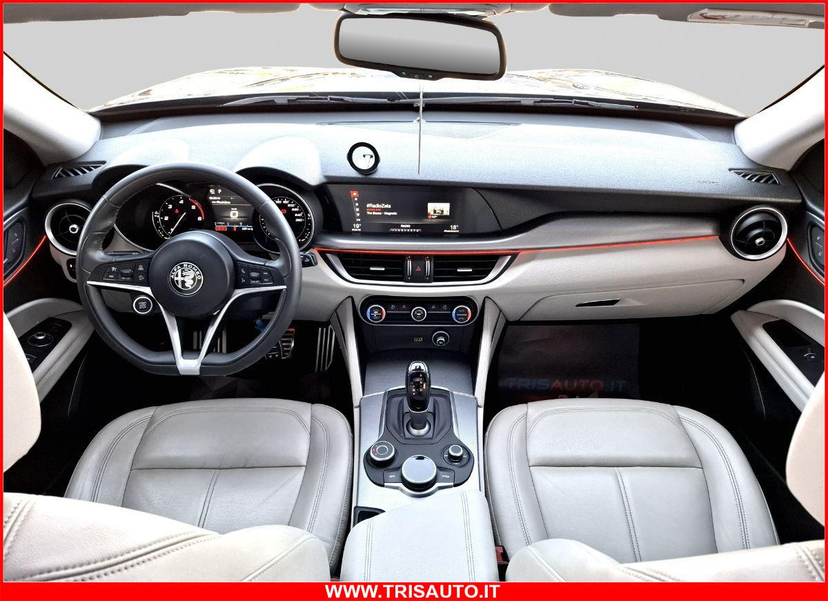ALFA ROMEO Stelvio 2.2 TD At8 Q4 Executive (TETTO PANORAMICO APRIBILE)