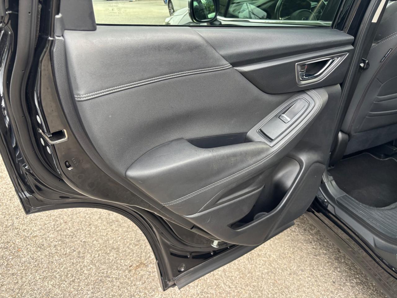 Subaru Forester 2.0 e-Boxer MHEV Lineartronic premium
