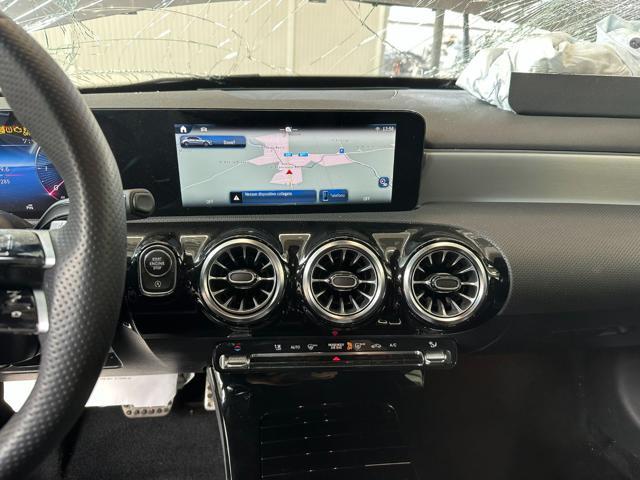 MERCEDES-BENZ A 180 D AUTOMATIC AMG LINE PREMIUM