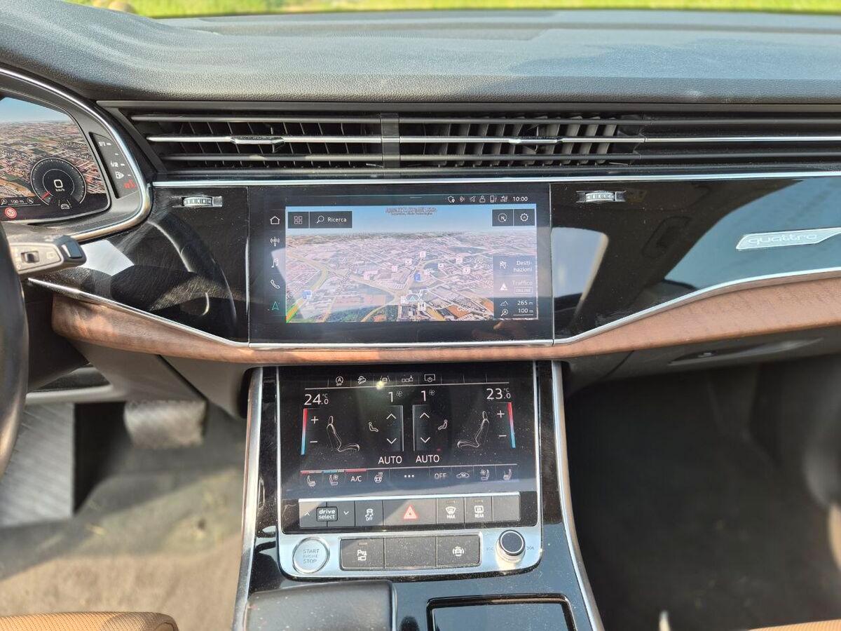 Audi Q8 50 3.0 tdi mhev quattro tiptronic