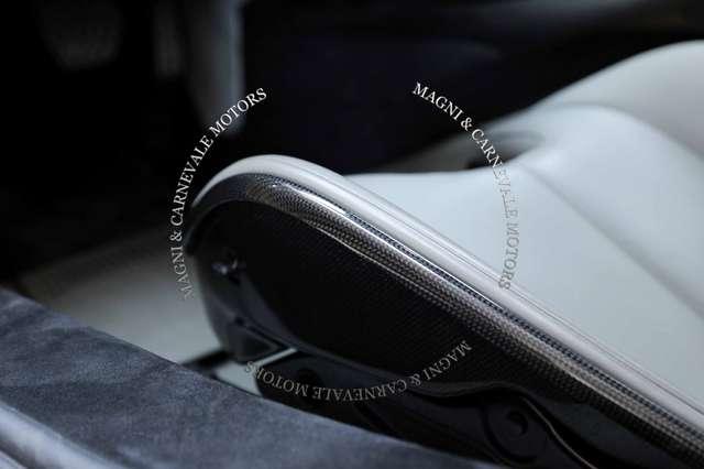 Ferrari 296 GTB|3-LAYER PAINT|CARBON PACK|LIFT|RACING SEATS