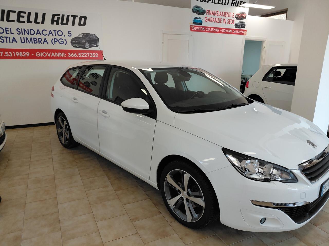 PEUGEOT 3008 ANNO 2016 DS 1.6 ADATTA NEOPATENTATI KM 140 MILA