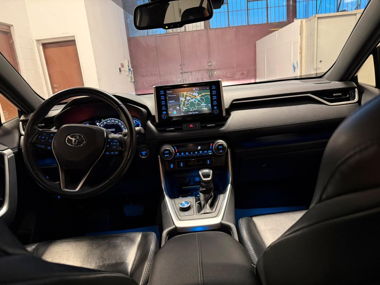 Toyota RAV 4 2.5 HV (222 CV) E-CVT AWD-I LOUNGE (163 KW)