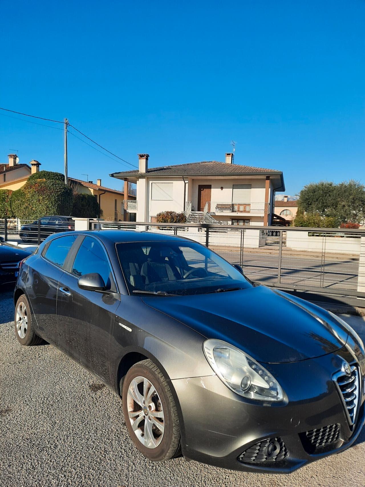 Alfa Romeo Giulietta 1.6 JTDm-2 Ok neopatentati