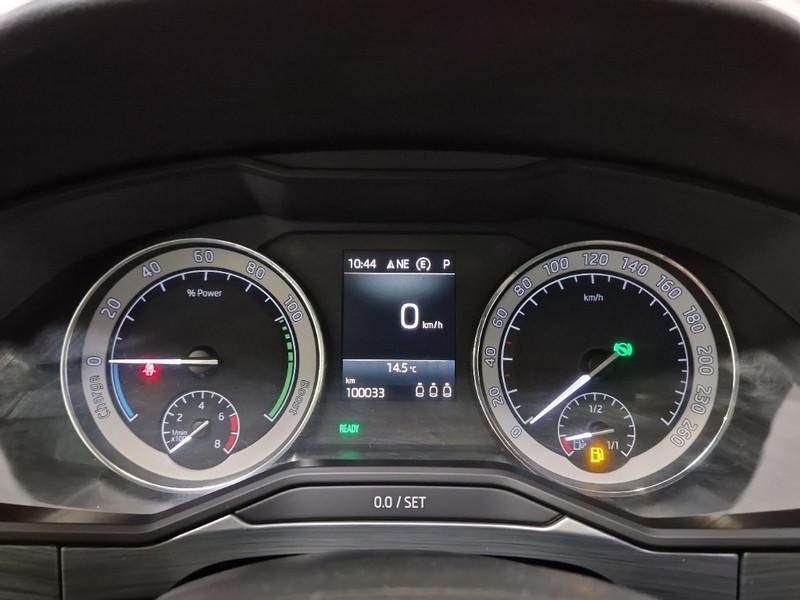 SKODA SUPERB WAGON 1.4 TSI PLUG-IN HYBRYD EXECUTIVE DSG