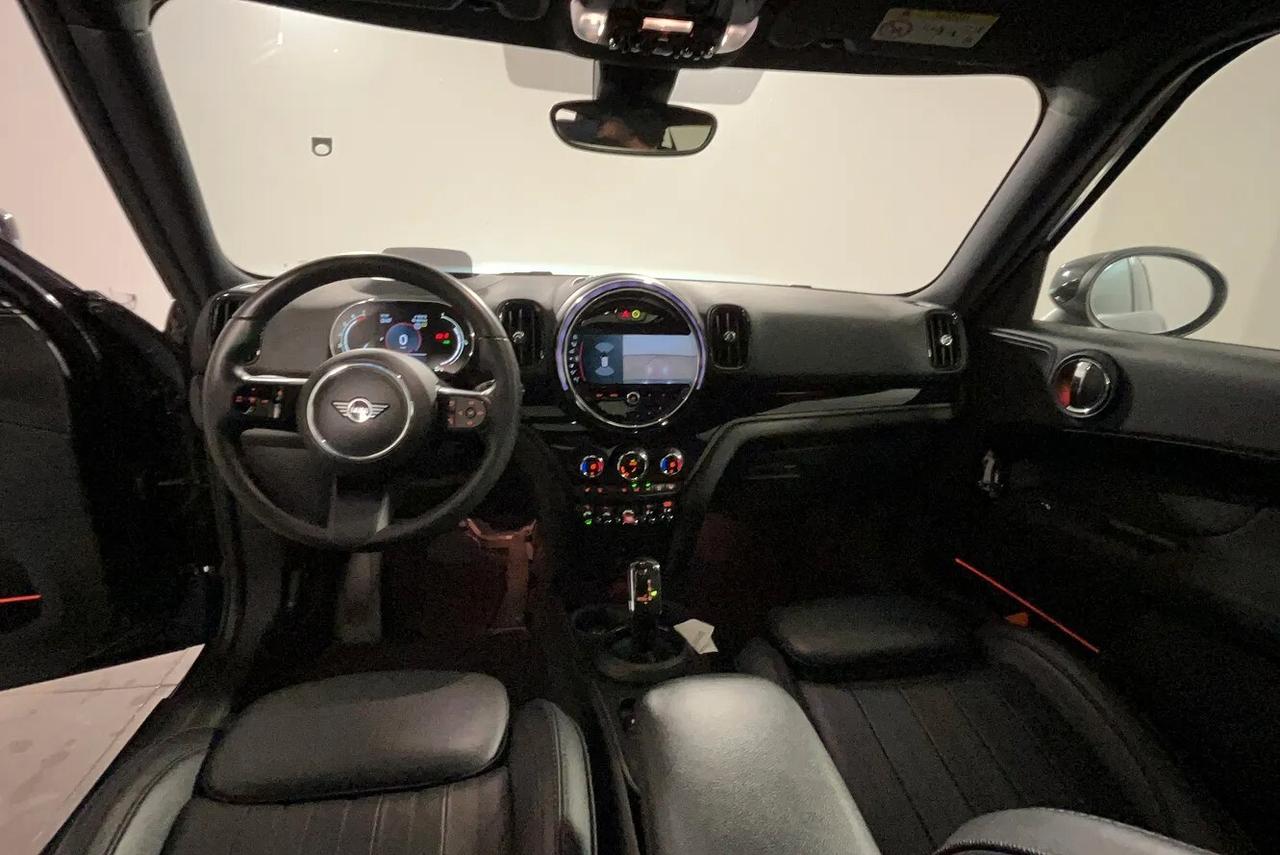 Mini Cooper Countryman 1.5 Essential