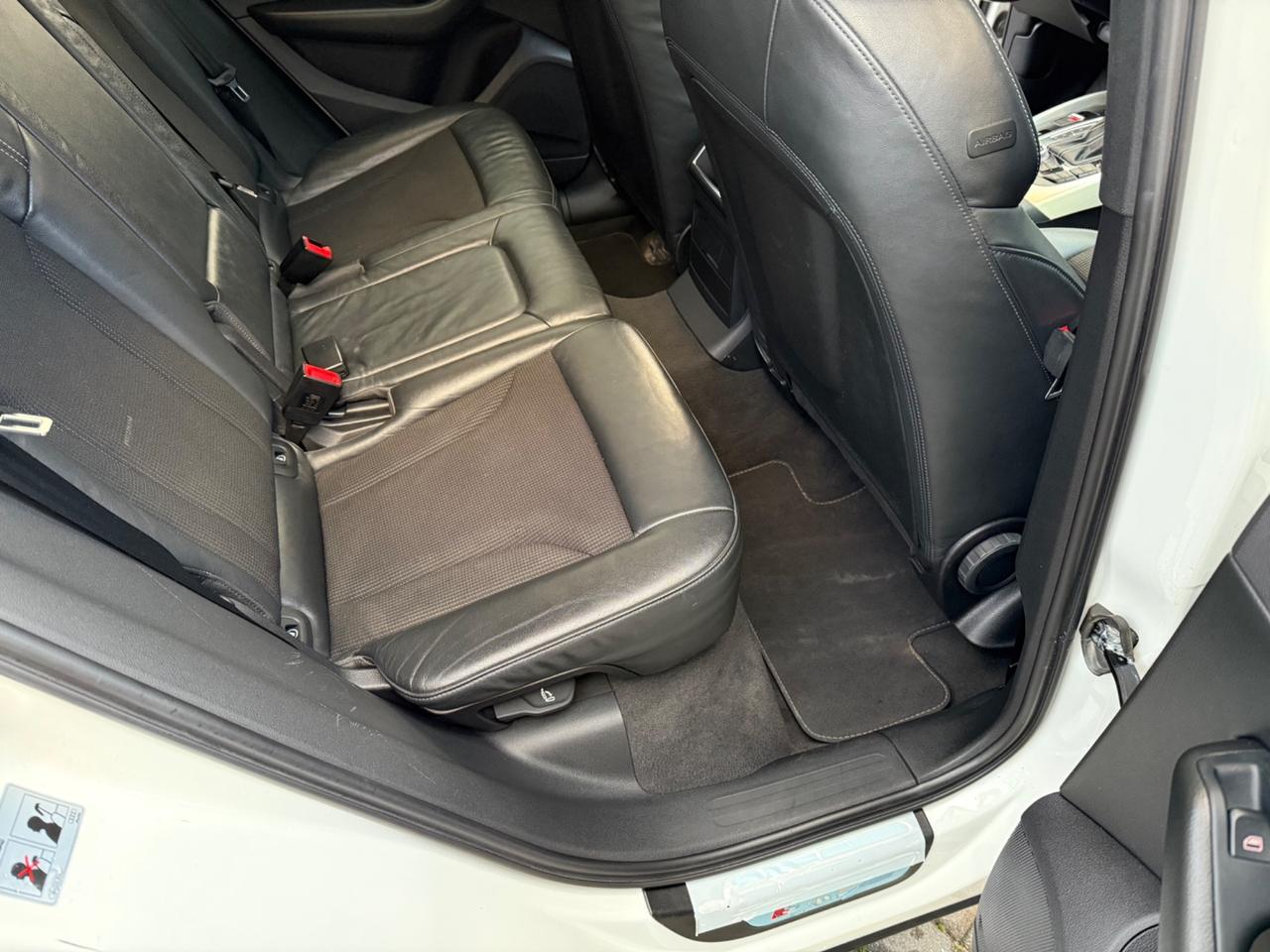 Audi Q5 3.0 V6 TDI S-Line con tetto apribile