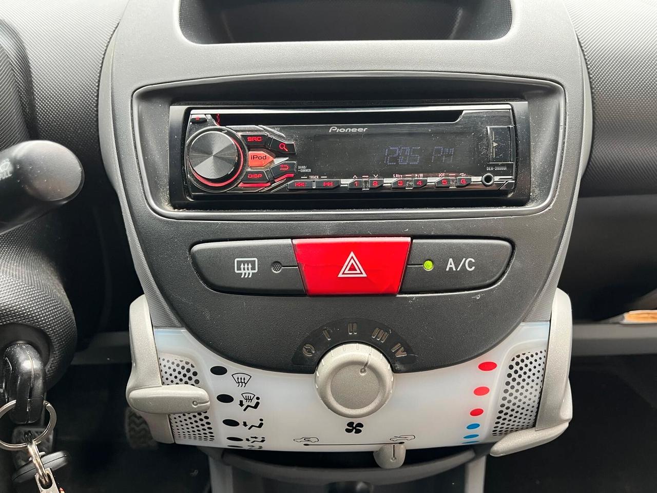 Toyota Aygo 1.0 12V VVT-i 5 porte Neopatentati