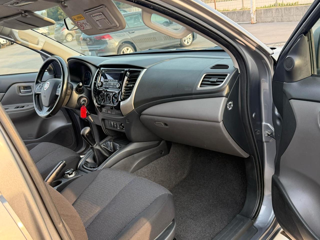 Mitsubishi L200 2.4 DI-D/154CV Club Cab Invite Plus